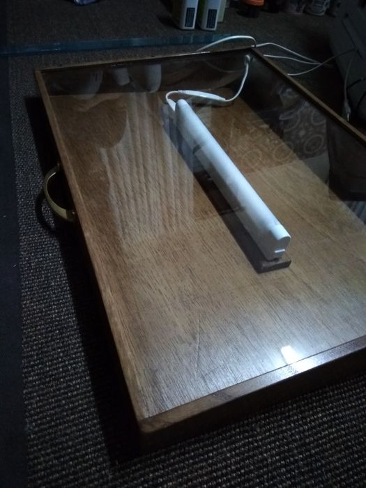 Mesa de luz  de madeira