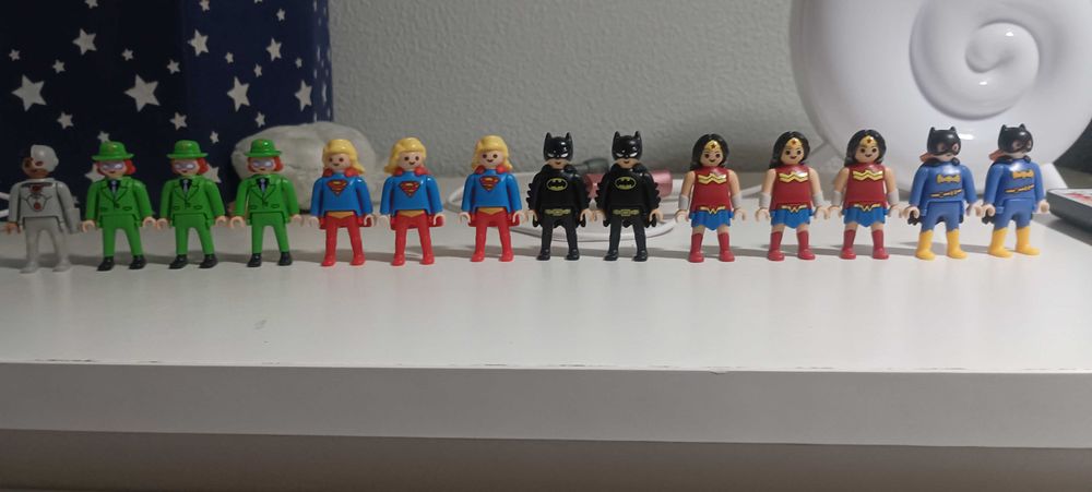 Vendo boneco Playmobil dos super heróis