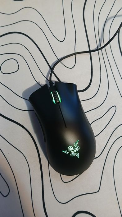 Rato Razer Deathadder Essential