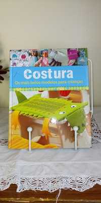 Livro de costura para crianças