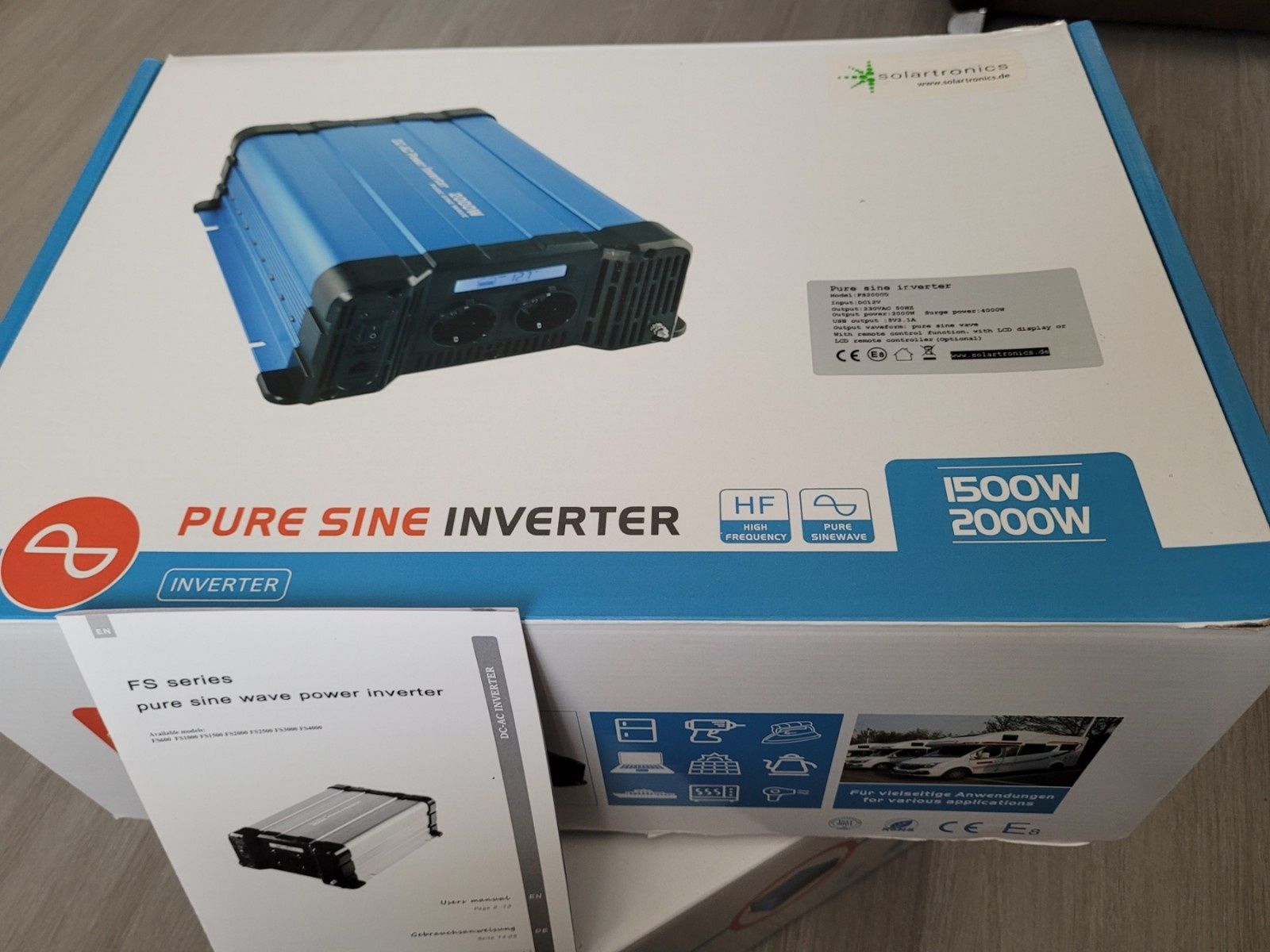 Инвертор Solartronics 12-220V inverter 2000W