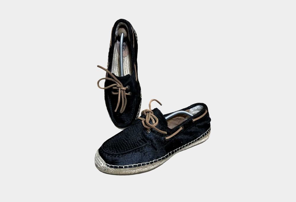 Топсайдери, мокасини, еспадрільї UGG Australia