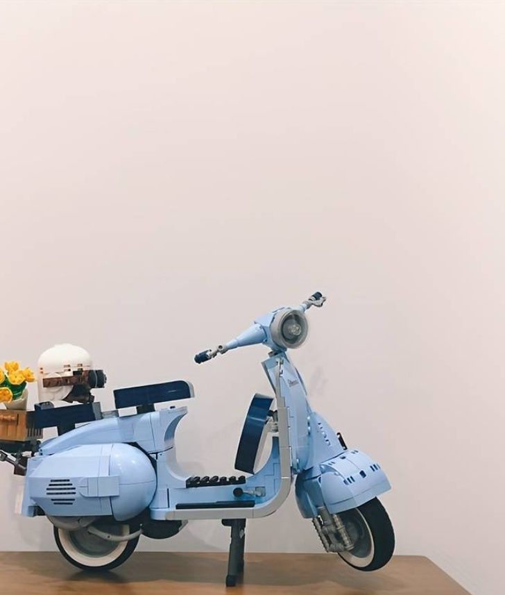 Klocki na wzór LEGO model 10298 Vespa 125 NOWE karton