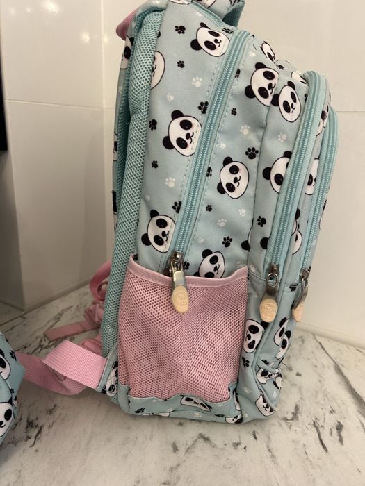 Plecak do klas 1-3 zdrowy plecak z piornikiem i worko-plecakiem.