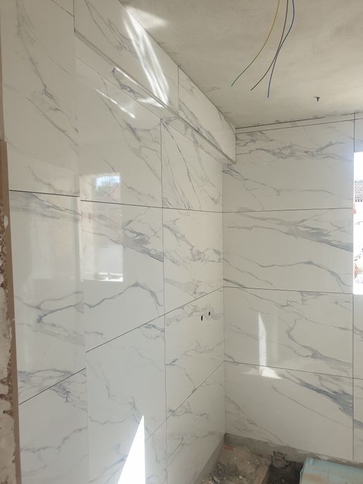 Trabalhos na construção civil pedreiro ladrilhador canalização e outro