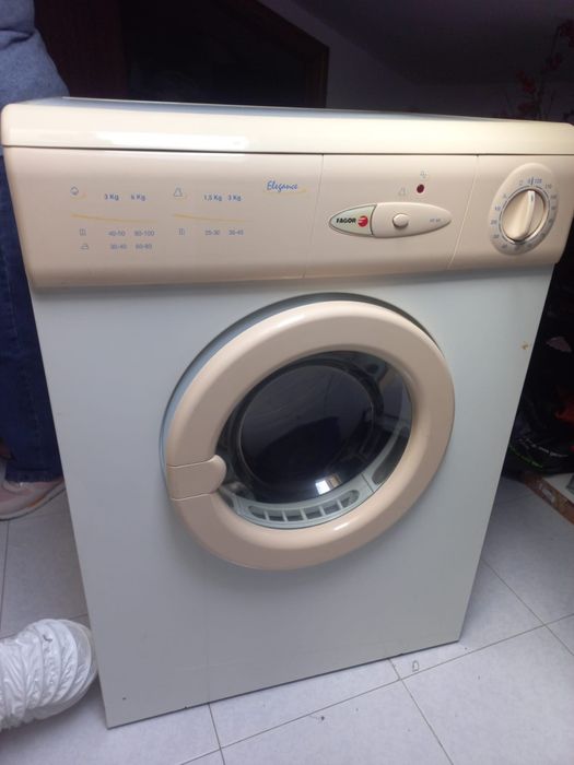 Maquina de secar roupa fagor,6kg