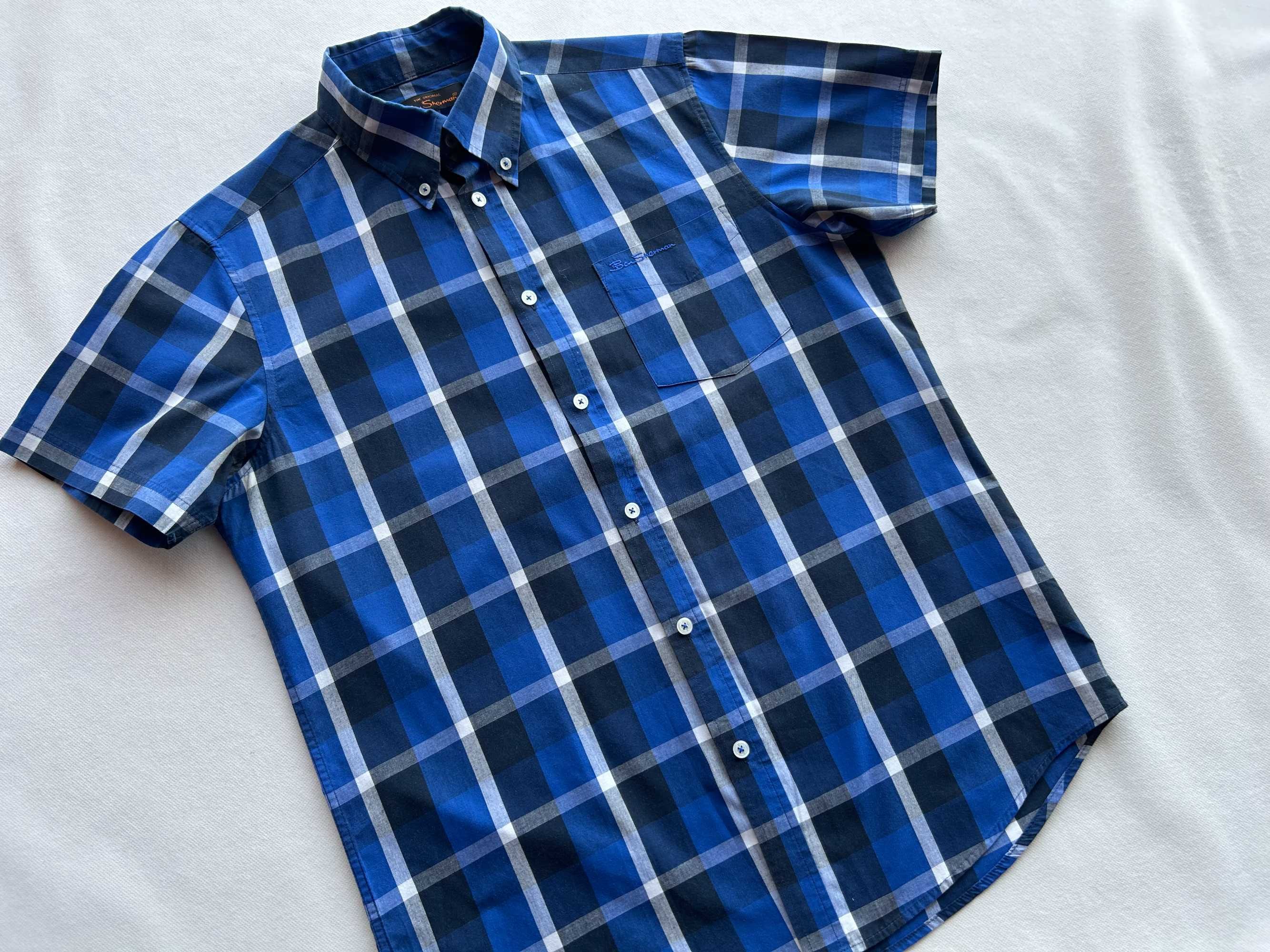 Granatowa koszula w kratę z krótkim rękawem Ben Sherman rozmiar M