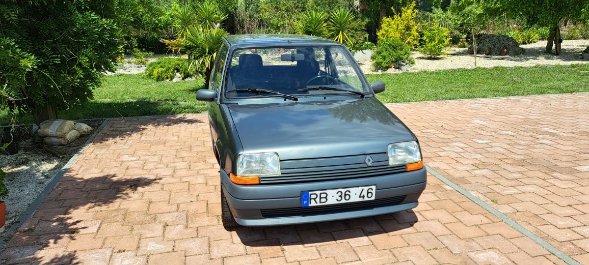 Renault  super 5