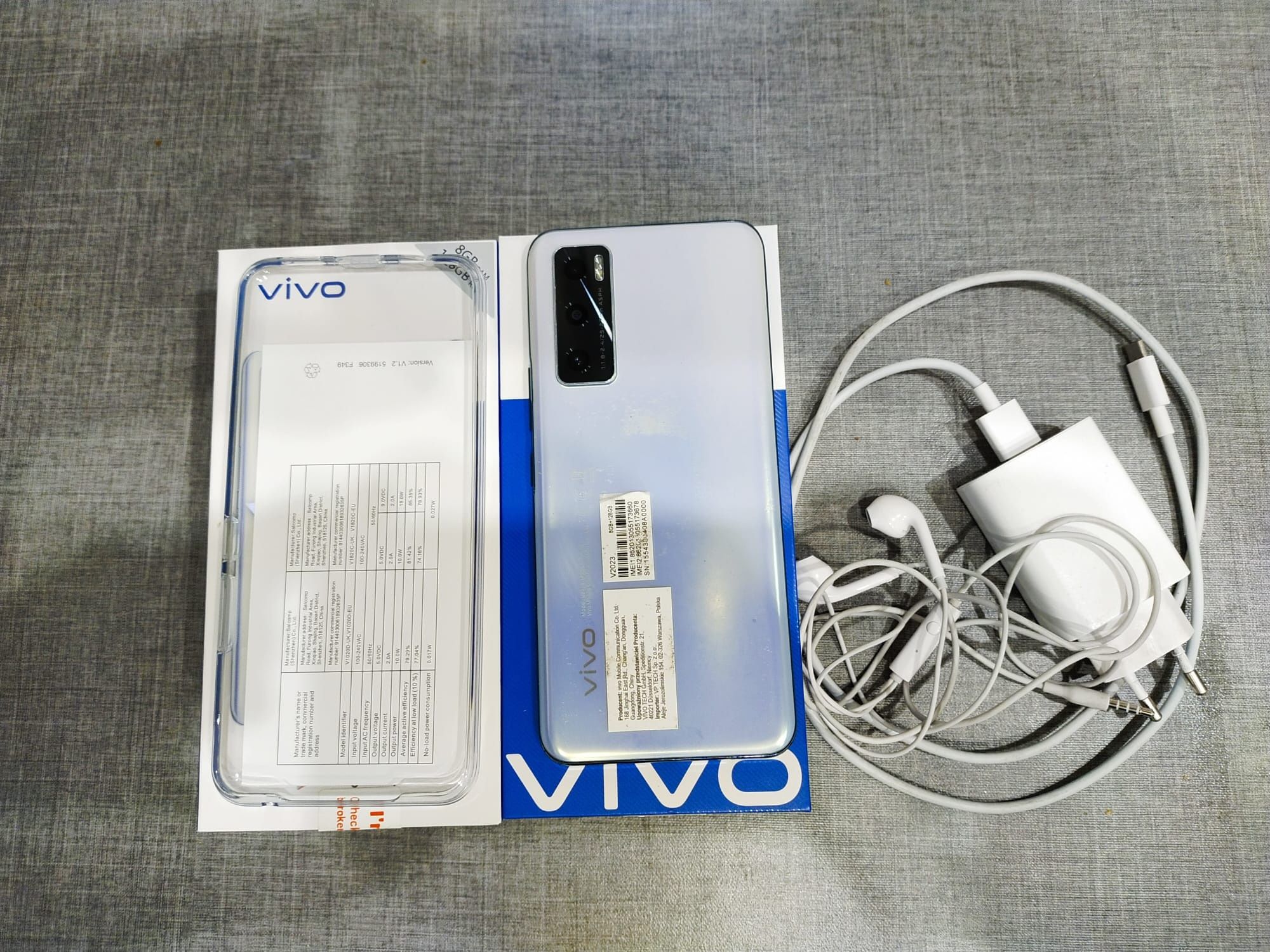 Telefon Vivo Y70