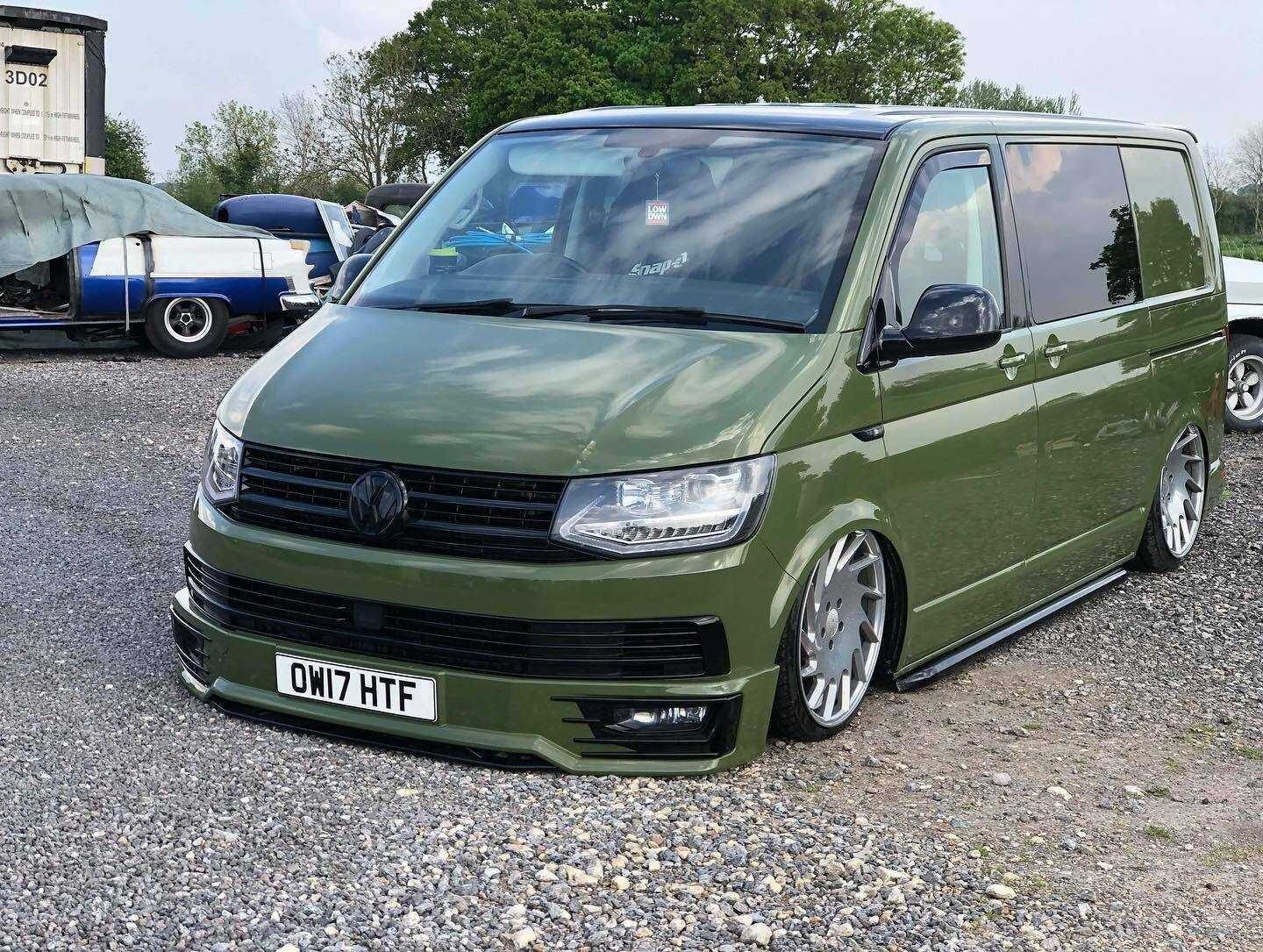 VW T6 TRANSPORTER 2015/19 dokładka przód -sportline