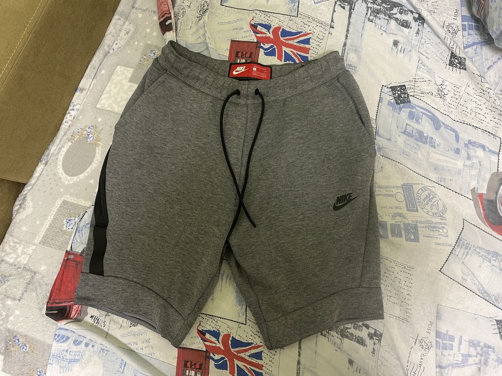 Шорти nike tech fleece(original)