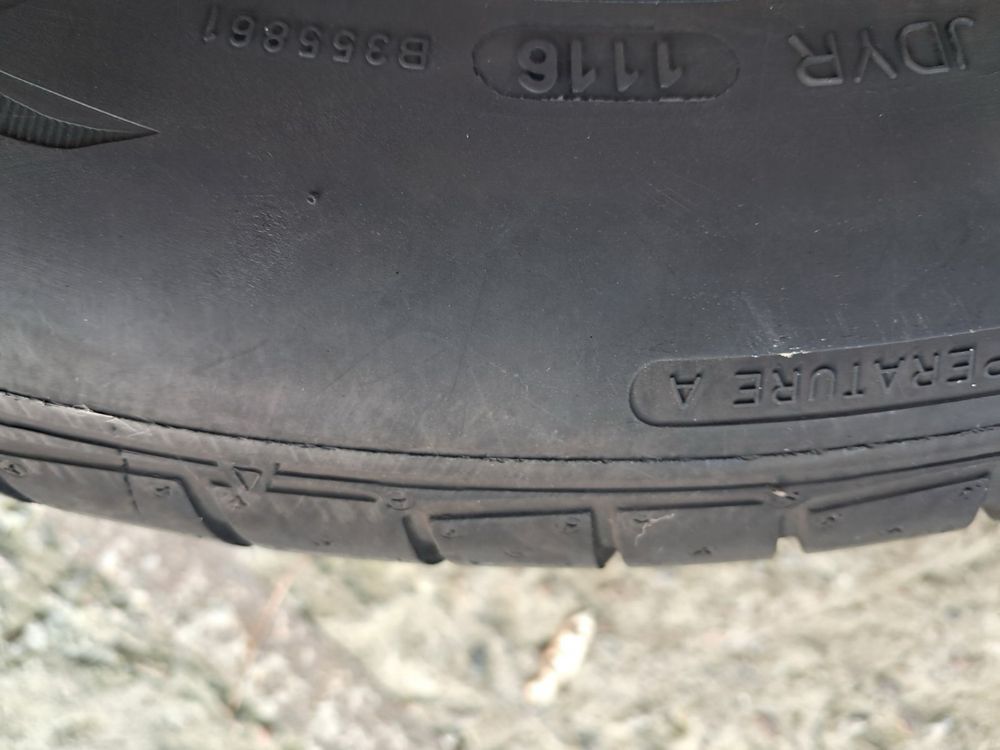 Шини Dunlop 205 55 R16, пара