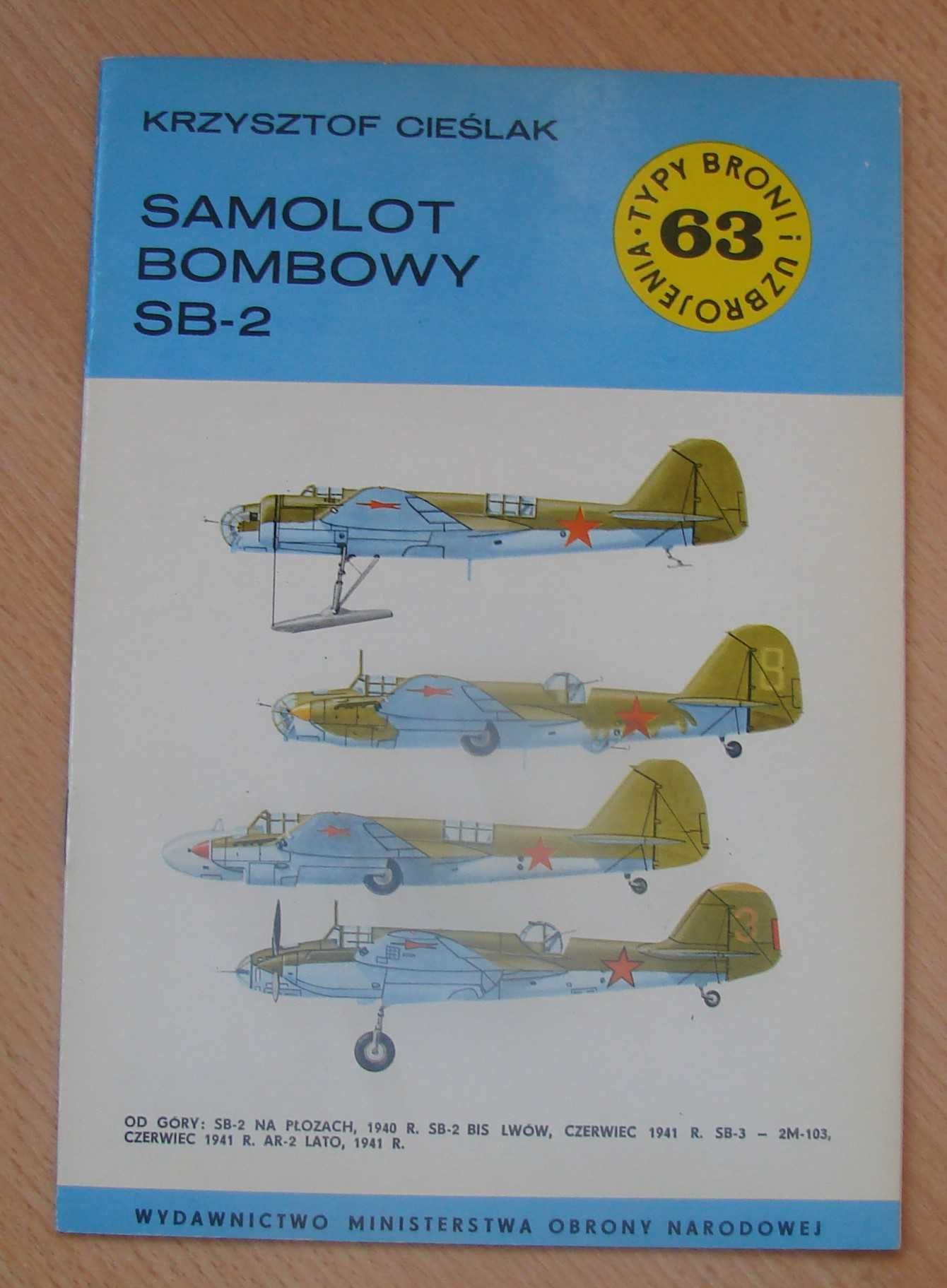 Zeszyt z serii TBU-63 z monografią samolotu SB-2