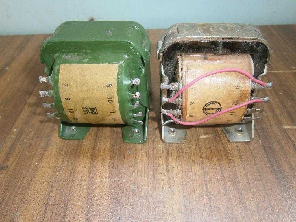 Трансформатор ТН-32  127/220-50