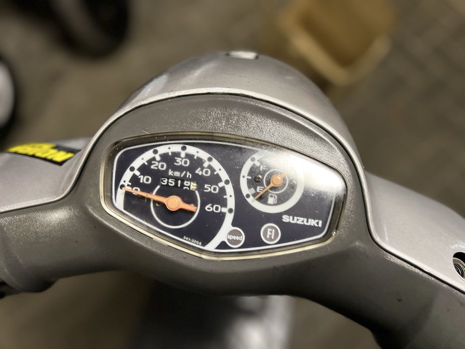 Suzuki lets 4 інжектор