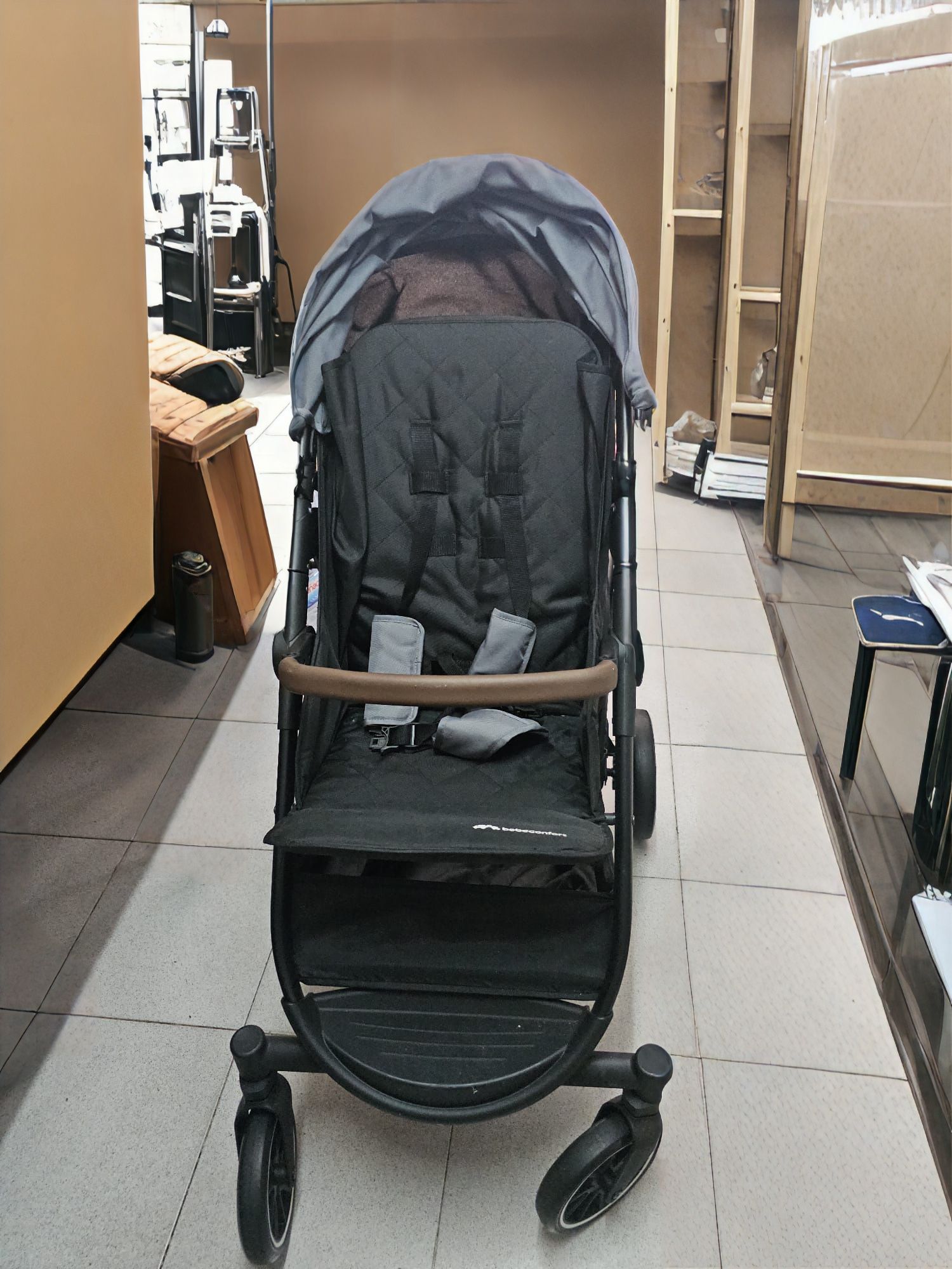Vendo carro de passeio Bebê Confort Sunlite usado apenas uma vez