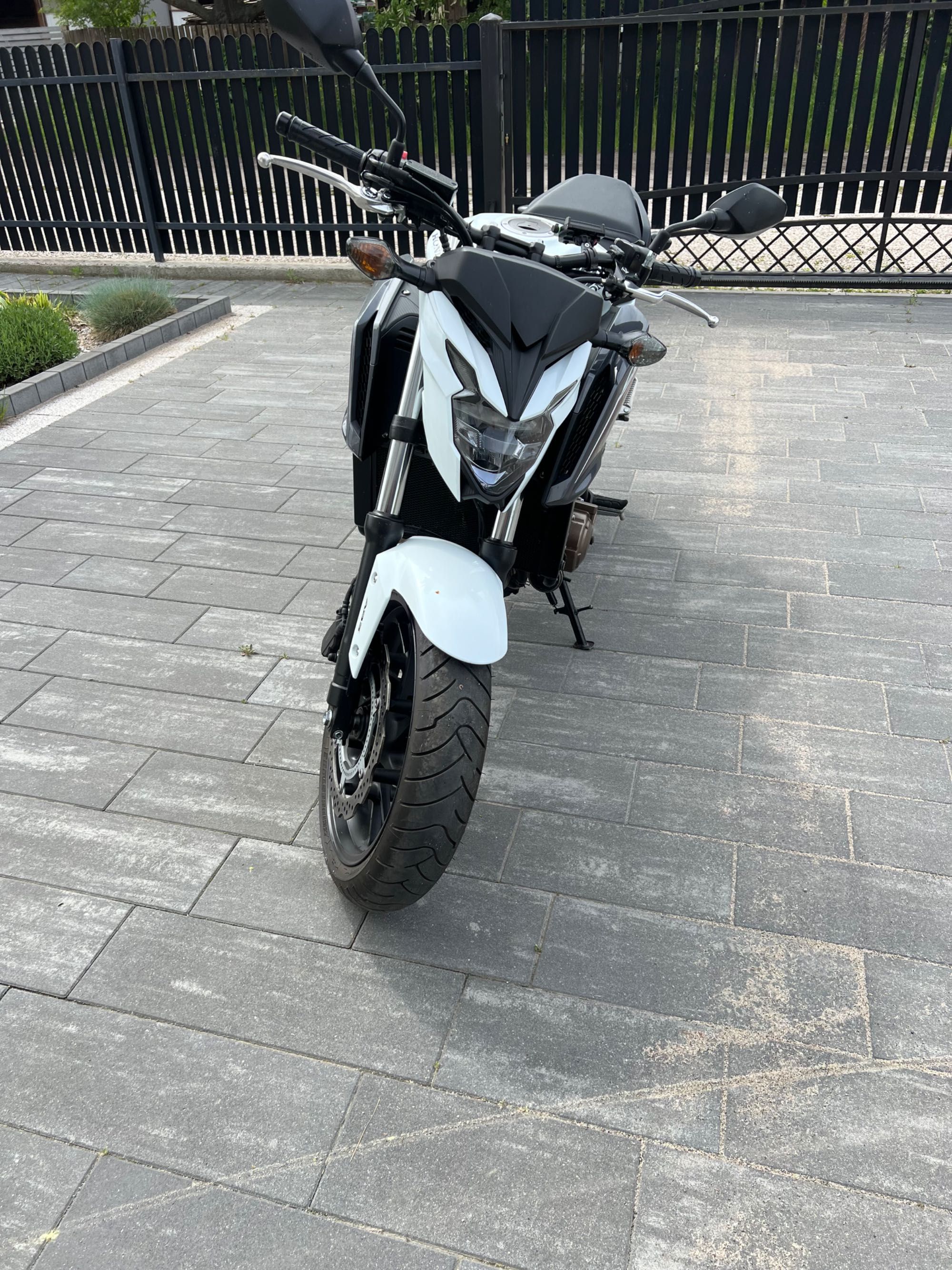 Honda cb650f akrapovic