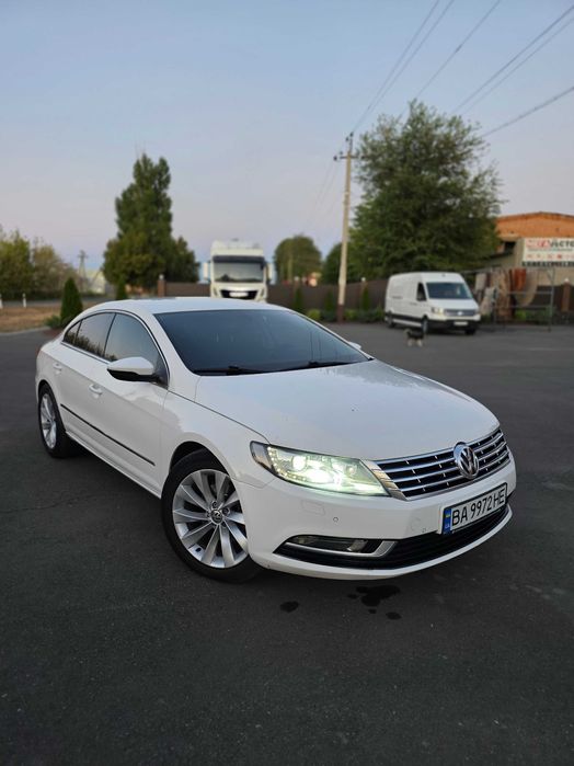 Volkswagen Passat CC дизель 2.0 2012 рік. Офіційне
