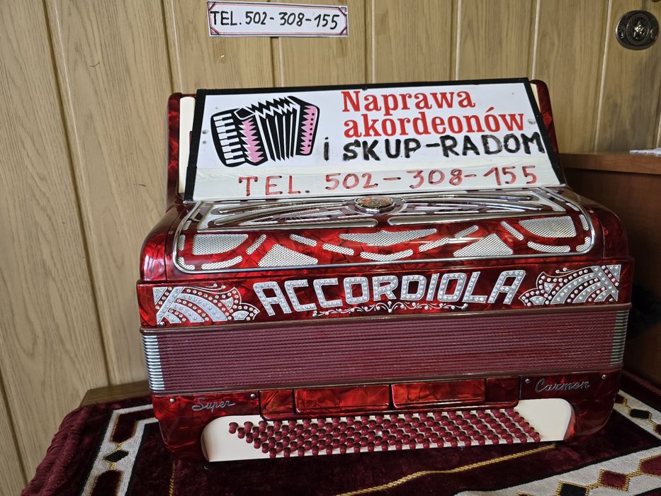 Naprawa i strojenie akordeonów