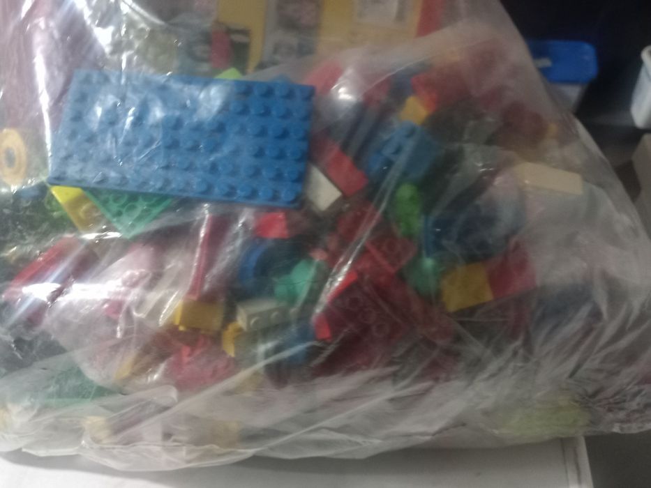 Lote de legos.  ,