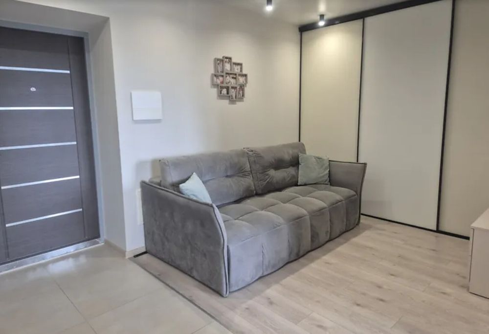 Продаж 1к квартири 43 кв. м на вул. Лепкого Богдана