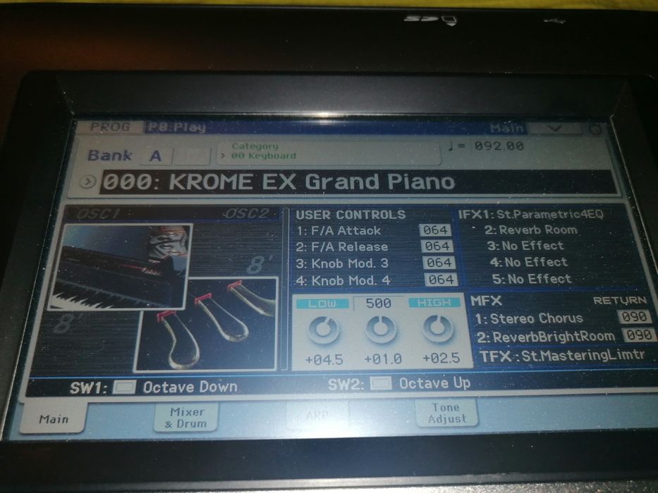 Sintetizador Korge Krome 61 EX como novo