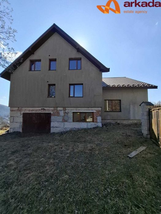 Продам будинок з панорамним видом на гори в Яремче!!! 1м2=414$