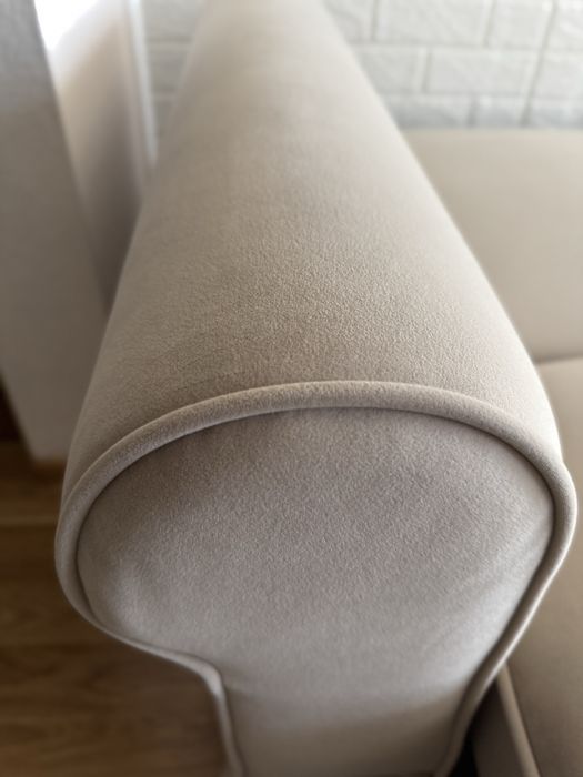 Elegancka sofa ZOYA LUX 3DL – beżowa, funkcja spania, jak nowa!