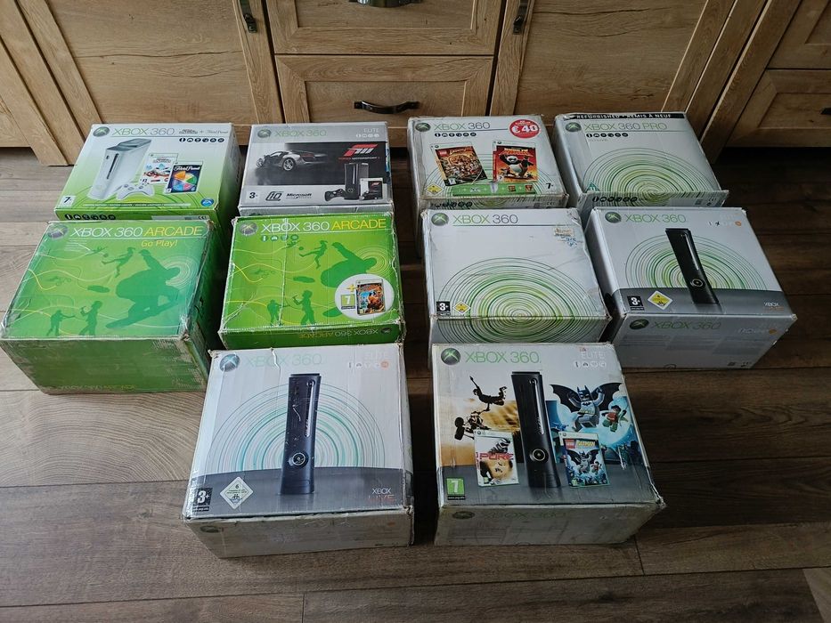 10 zestawów konsol Xbox 360 w pudełkach