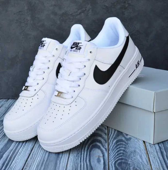 Жіночі кросівки Nike Air Force 1 (Шкіра)