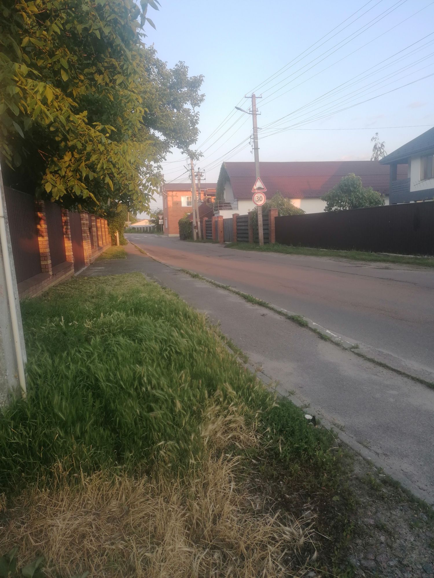 Продам свій будинок в центрі, у с. Крюківщина Київська обл.