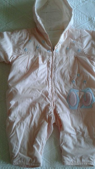 Fato completo. 6 meses. Muito quentinho