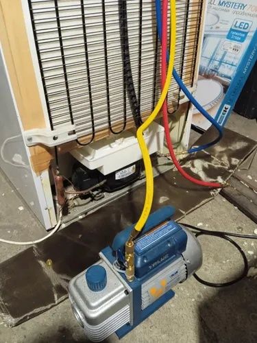 Изготовление стёкол стекло на витрину, шкаф ларь. Ремонт холодильников