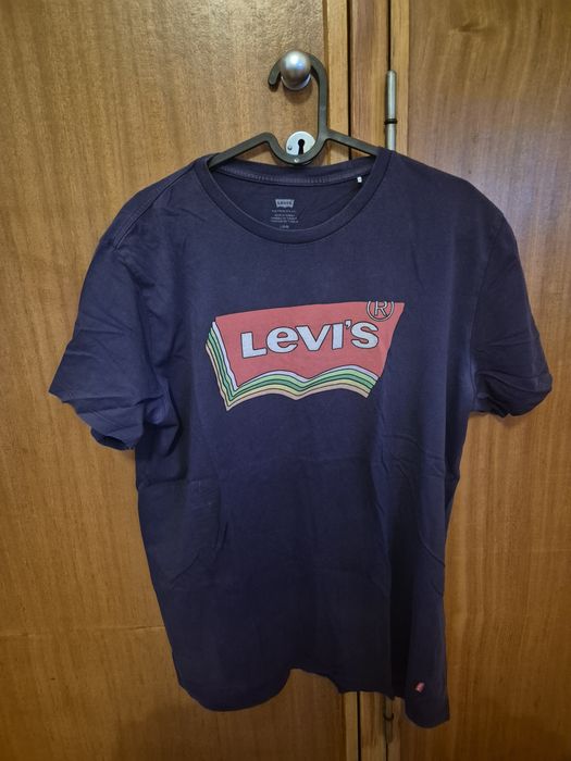 T shirt tamanho L levis