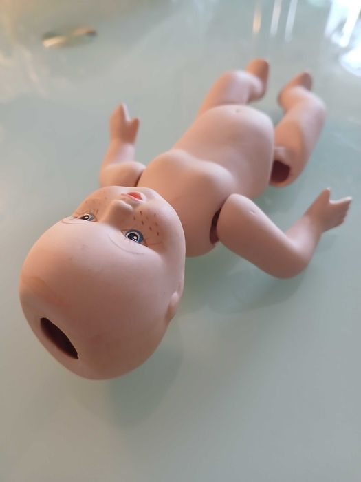 Boneco porcelana biscuit