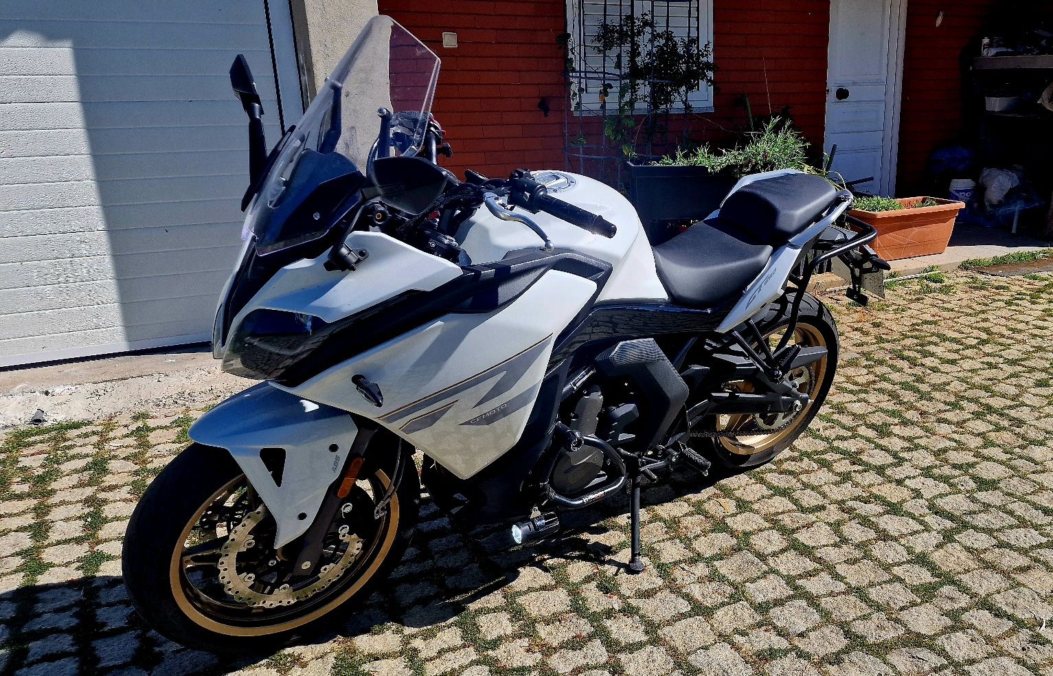 Cf moto 650 gt 3 malas