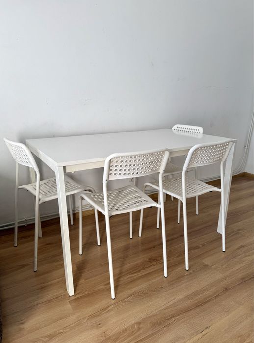 Zestaw IKEA stol+ 4 krzesla