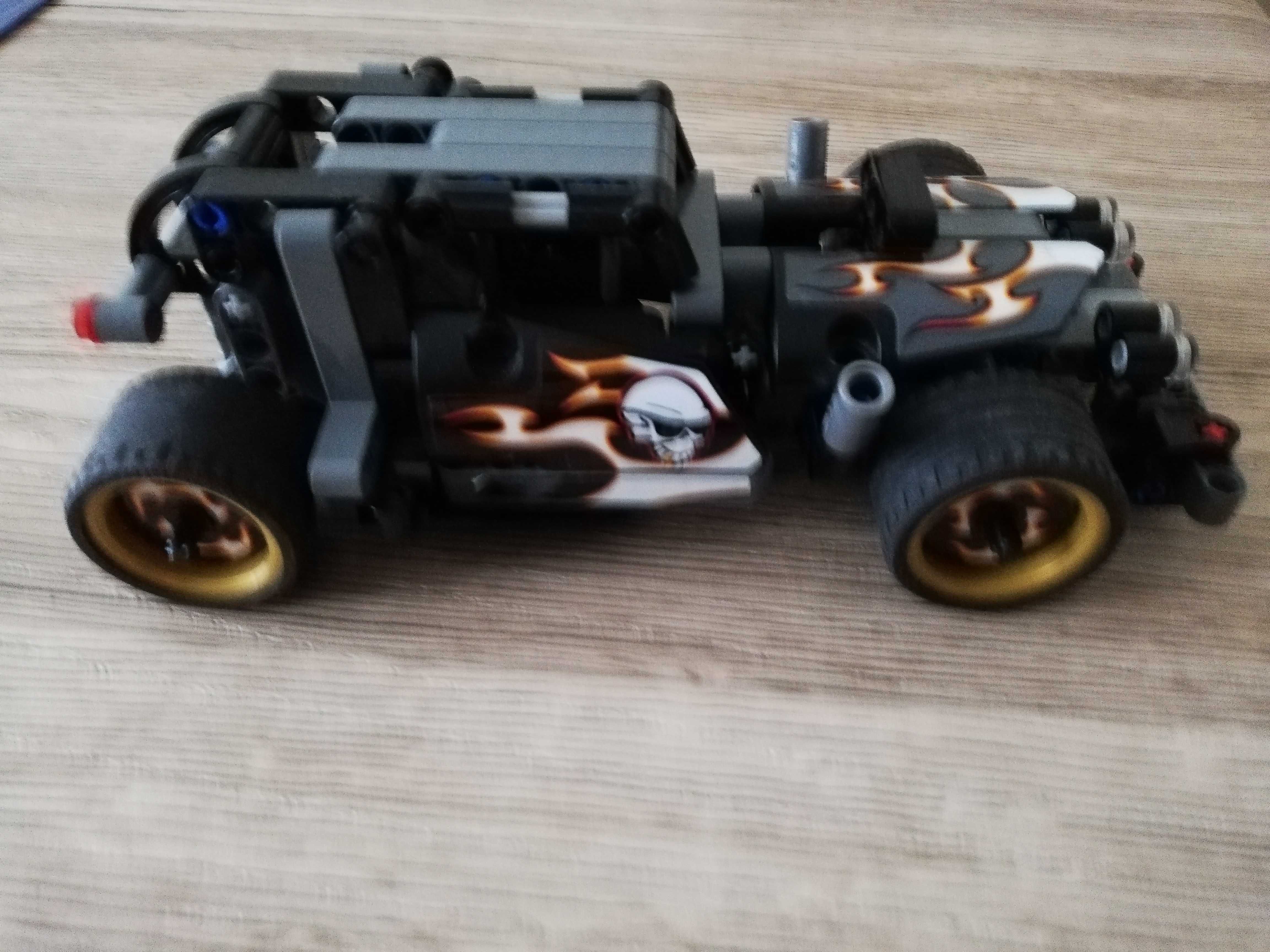 Klocki lego Technic Wyścigówka zbiegów 42046 stan idealny