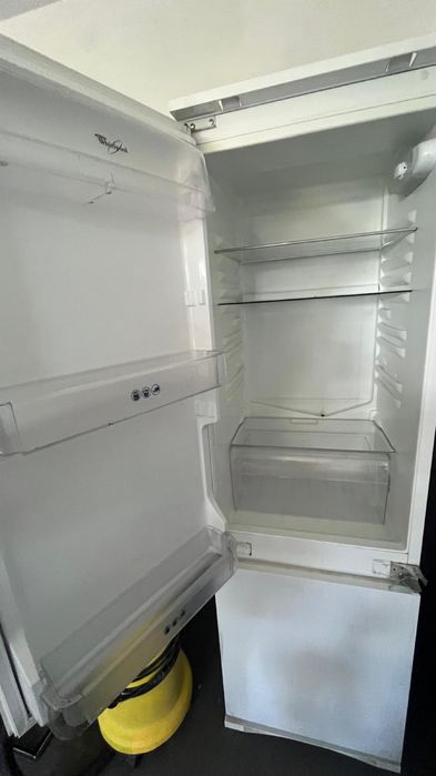 Lodowka pod zabudowe