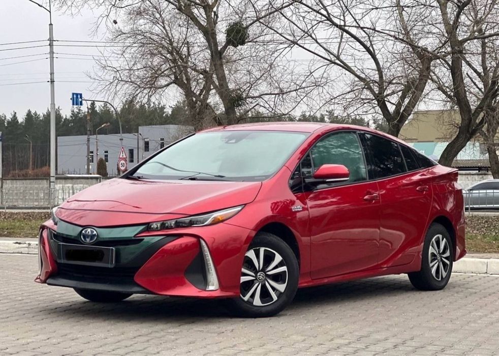 Продам гарного Prius Prime Plagin.100% рідним пробігом
