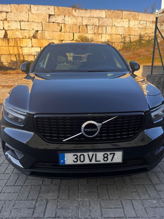 Volvo XC 40 T3 R-Design