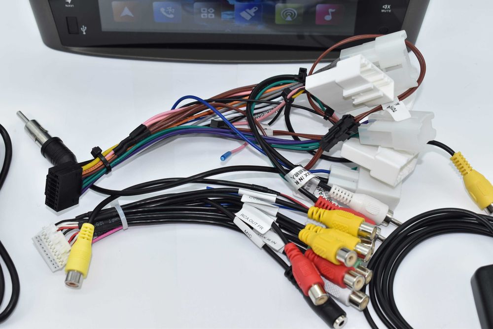 Rádio 2 DIN android Toyota Avensis T25 •  GPS BLUETOOTH + câmara