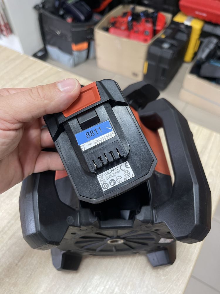 Hilti PR 30-HVSG A12 / ротаційний лазерний нівелір Хілті