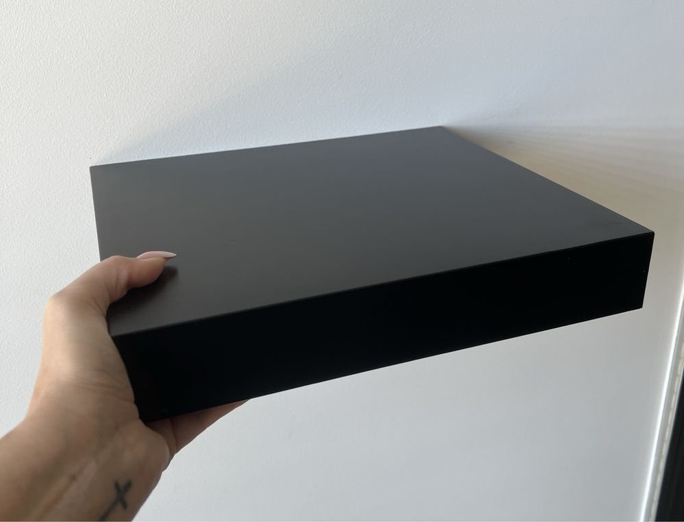 Czarna polka ikea lack