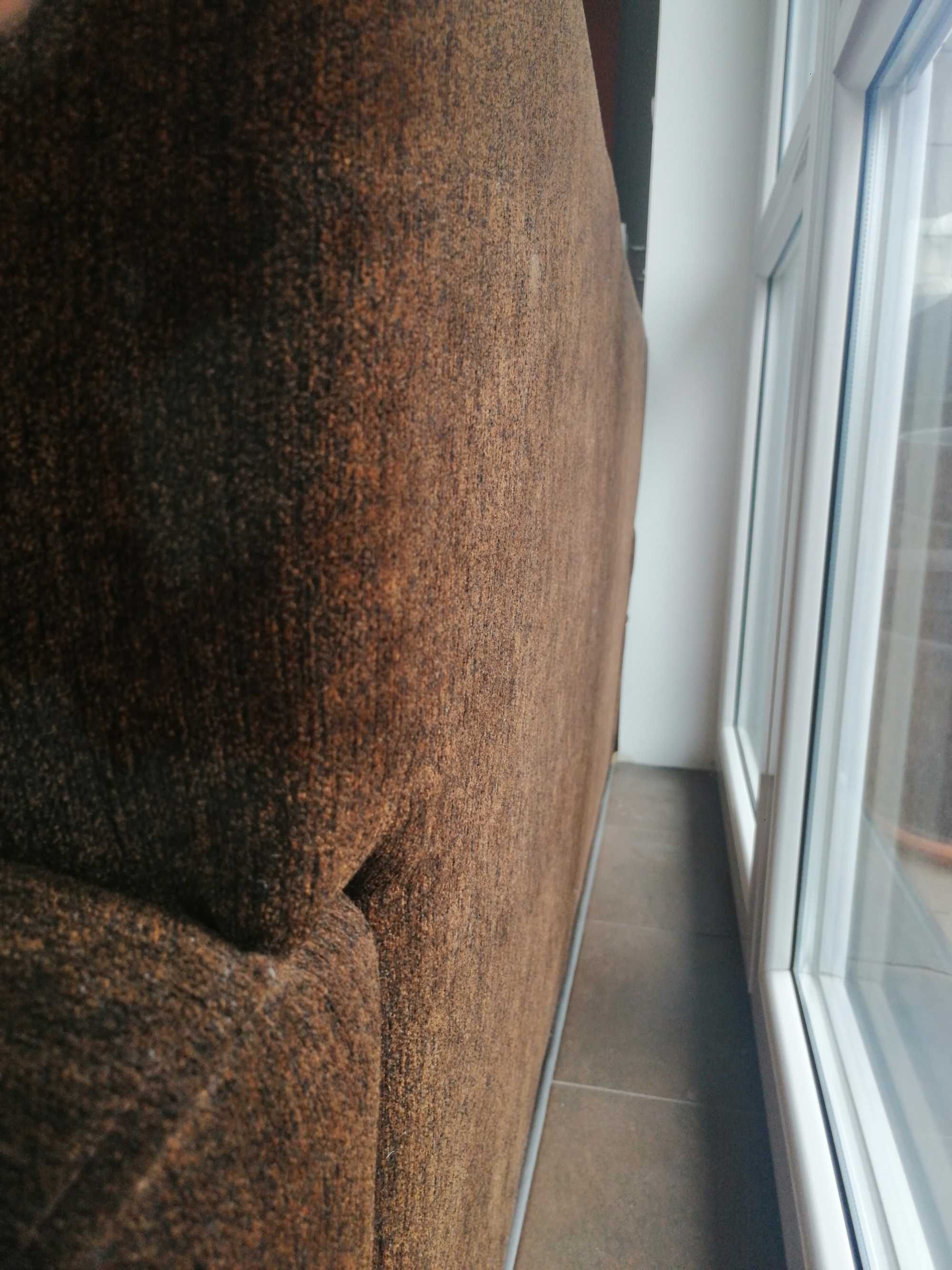 Sofa używana rozkładana że skrzynią