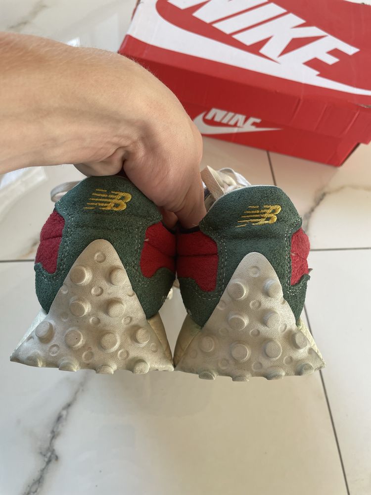 Кросівки New Balance 327 fleece