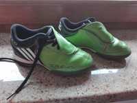 Buty firmy Adidas rozmiar 33