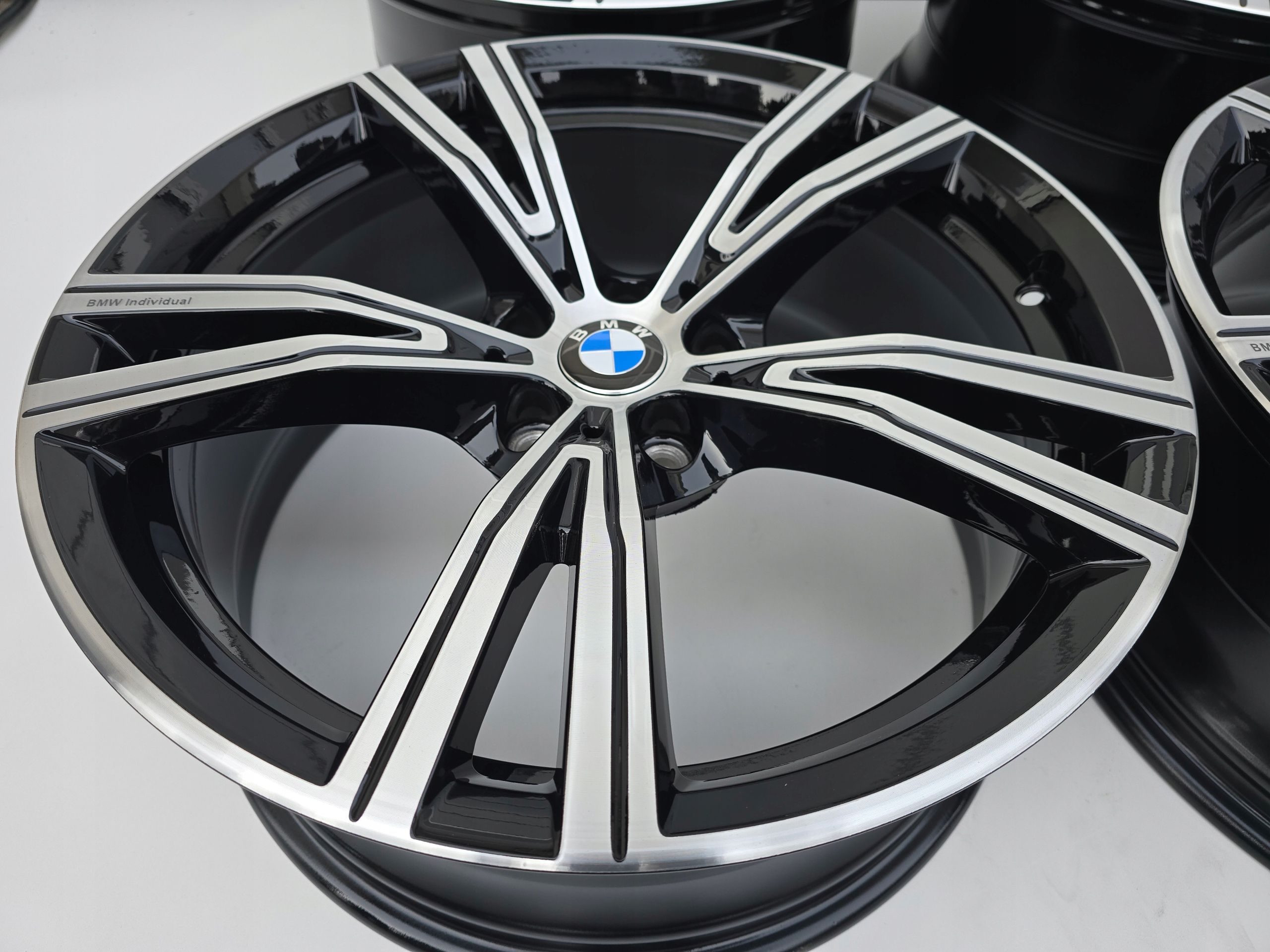 BMW G20 G21 G22 G26 G30 G31 Individual 5x112 19'' IS27 IS43 jak Nowe
