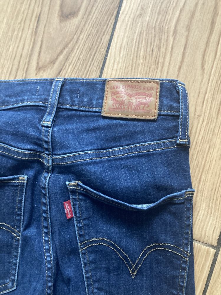 Levis mile high super skinny rurki w25 34 36