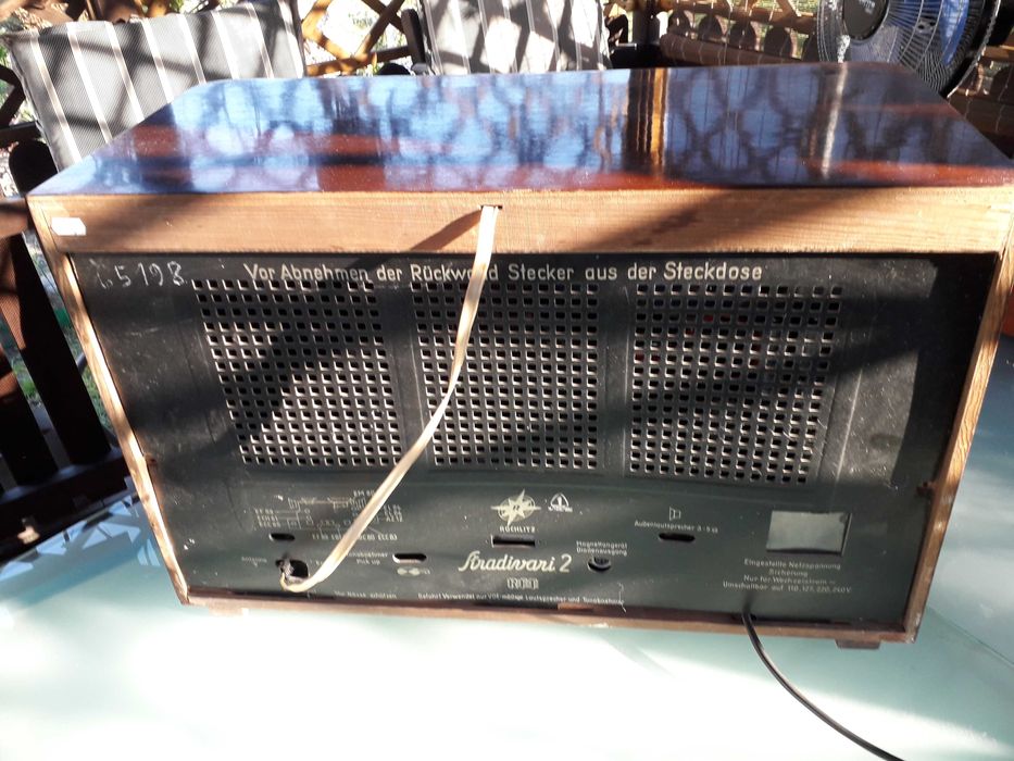 Radio lampowe stare Stradivari 2, po przeglądzie i renowacji.